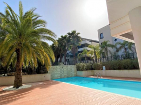 2 pièces terrasse piscine Cannes Californie